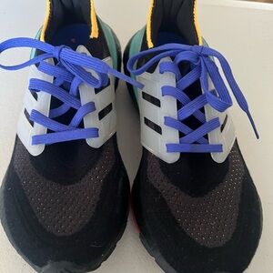 Adidas Black and Blue Athletic Shoes Ultraboost 21 running shoes size 4 Women's